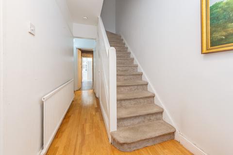 3 bedroom terraced house for sale, 18 Green Road, London N20