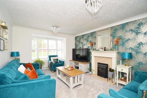 4 bedroom detached house for sale, Shillingston Drive, Berwick Grange, Shrewsbury