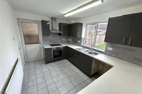 3 bedroom house to rent, Mendip Road, Halesowen, West Midlands