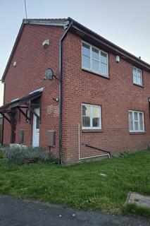 1 bedroom townhouse to rent, Hopes Farm View, Leeds, LS10