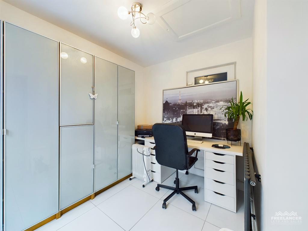 Office 1