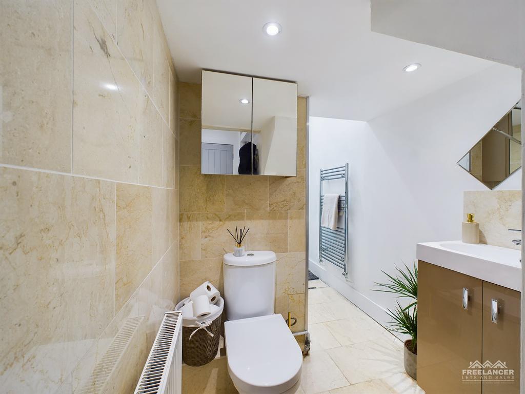 Ground floor wc
