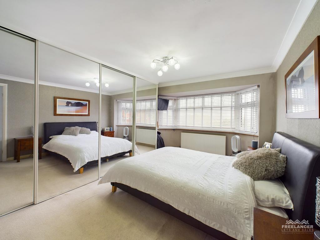 Master  bedroom