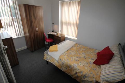 1 bedroom in a house share to rent, Ashbourne Road, Derby,