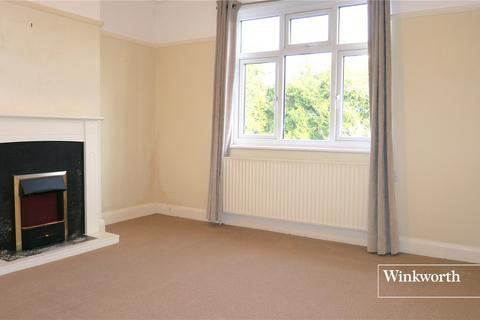 3 bedroom maisonette to rent, Bedford Avenue, High Barnet, EN5