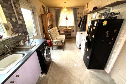 2 bedroom semi-detached house for sale, Jones Street, Oldham