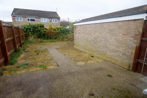 2 bedroom semi-detached house to rent, Chipchase, Washington