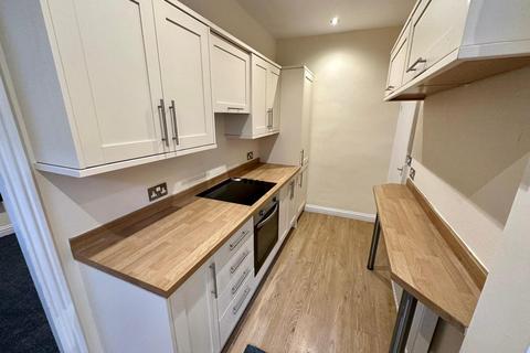 2 bedroom cottage to rent, East Bank, Barrowford