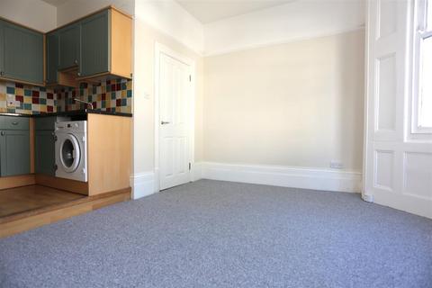 1 bedroom flat to rent, Seafield Road, Hove