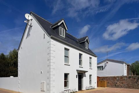 3 bedroom detached house for sale, La Rue Du Presbytere, St. Clement, Jersey