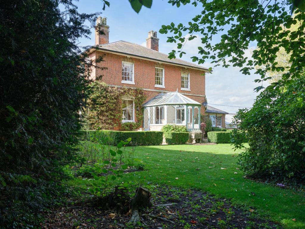 Fairfield House-72.jpg