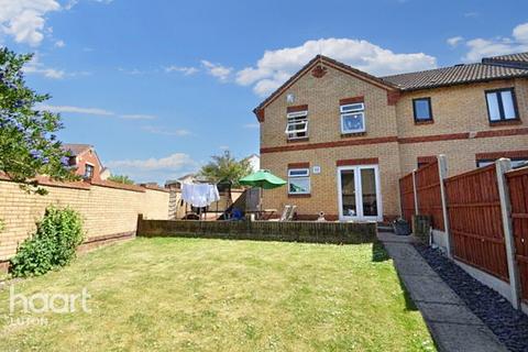 53 Lorimer Close, Luton, LU2 7RL