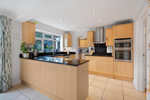 4 bedroom detached house for sale, Langdale Drive, Ascot