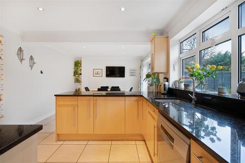 4 bedroom detached house for sale, Langdale Drive, Ascot