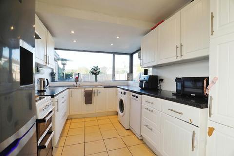 3 bedroom semi-detached house for sale, Beagle Ridge Drive, York