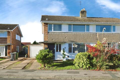 3 bedroom semi-detached house for sale, Beagle Ridge Drive, York