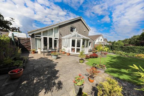 4 bedroom detached house for sale, Braid Drive, Glenrothes