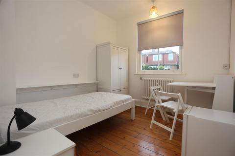 Studio to rent, Dyke Road Brighton East Sussex