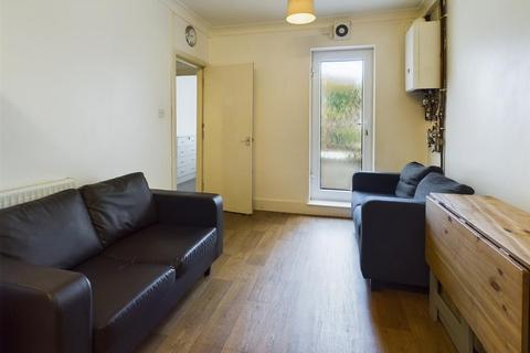 5 bedroom terraced house to rent, Whippingham Road, Brighton