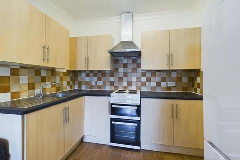 5 bedroom terraced house to rent, Whippingham Road, Brighton