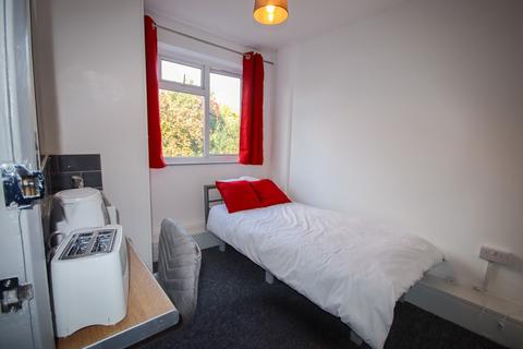 1 bedroom in a house share to rent, Millfield,Sittingbourne, ME10