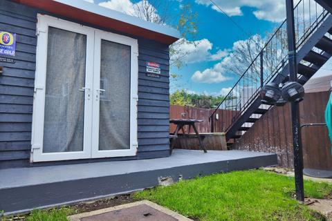 119 Collier Row Road, Romford, RM5 2AT