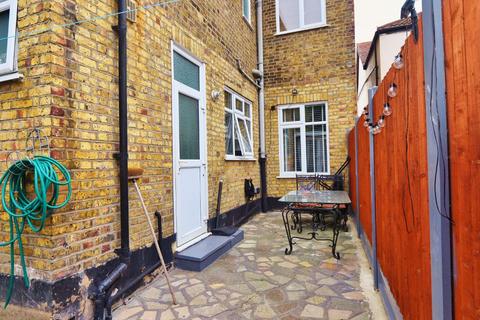 119 Collier Row Road, Romford, RM5 2AT