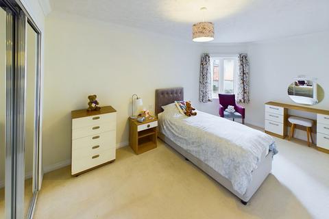 1 bedroom retirement property for sale, Mount's Bay Lodge, New Town Lane, Penzance, TR18 2FJ