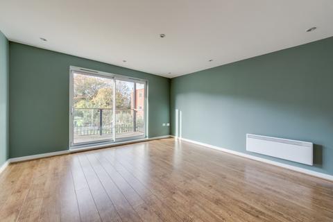 2 bedroom flat for sale, Mercia Court, Highwood Close, London, SE22