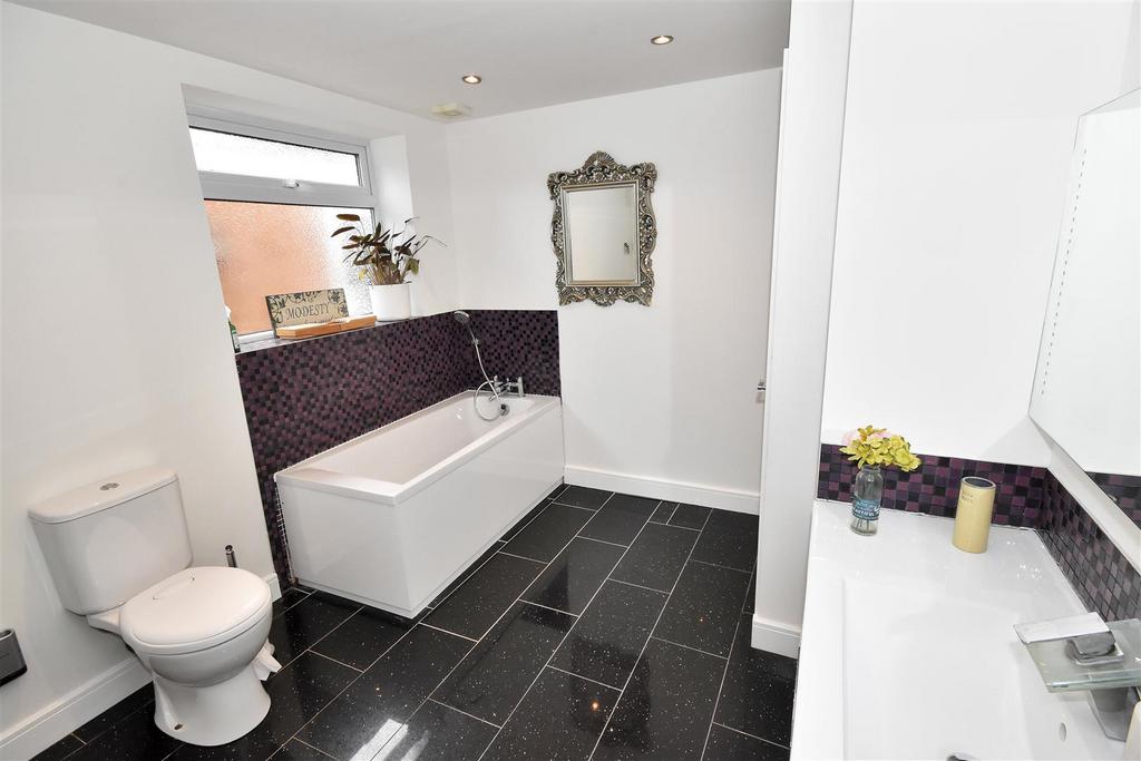 Family bathroom