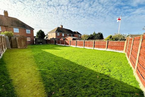 3 bedroom semi-detached house for sale, West End, Pollington, Goole