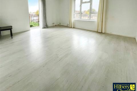 81 Victor Walk, Hornchurch, RM12 4XQ