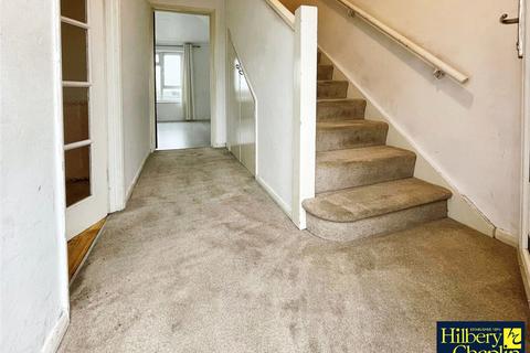 81 Victor Walk, Hornchurch, RM12 4XQ
