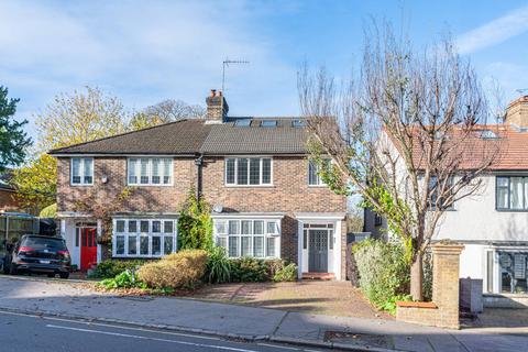 4 bedroom semi-detached house to rent, South Park Hill Road, South Croydon, CR2