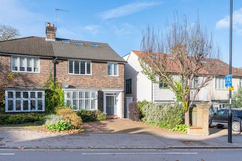 4 bedroom semi-detached house to rent, South Park Hill Road, South Croydon, CR2