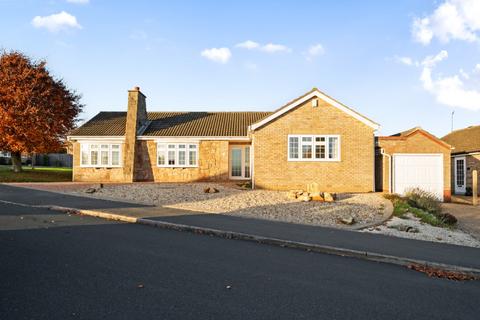 3 bedroom detached bungalow for sale, Chichester Close, Grantham, Lincolnshire, NG31