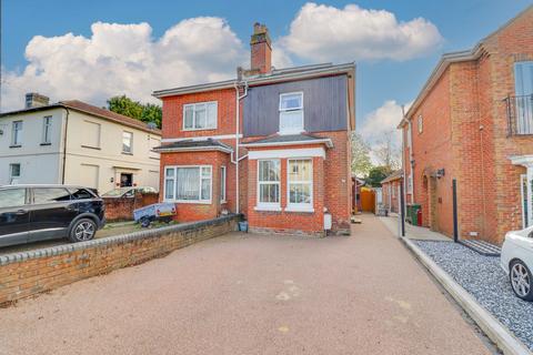 4 bedroom semi-detached house for sale, Obelisk Road, Woolston