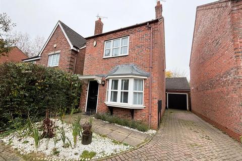 3 bedroom detached house to rent, Dickens Heath Road, Shirley, Solihull