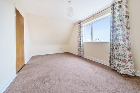 2 bedroom flat for sale, Victoria Road North, Hampshire PO5