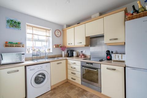 2 bedroom apartment for sale, Field View House, Old School Walk, York