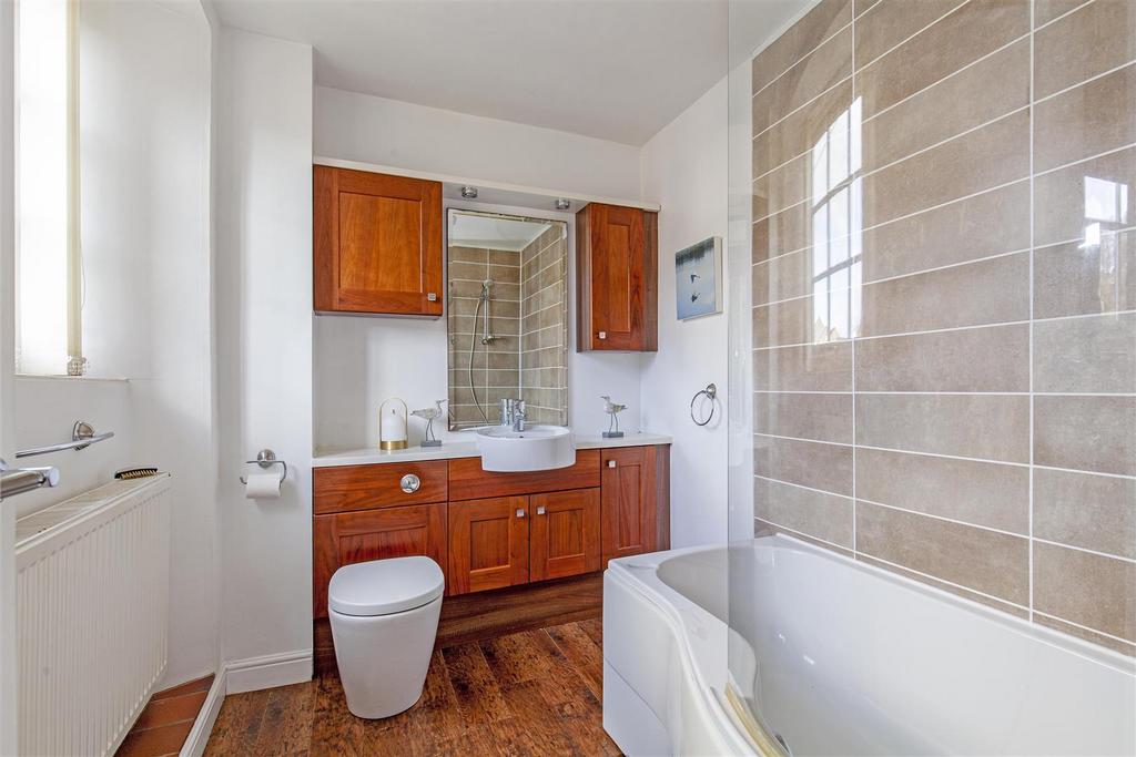 Bathroom-1.jpg