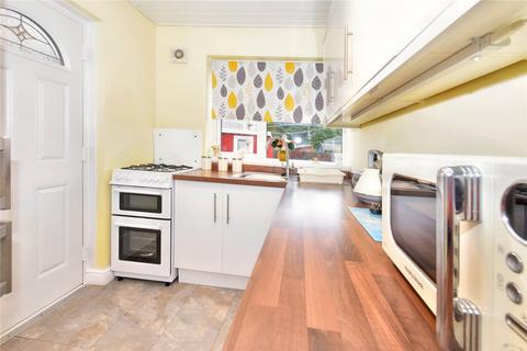 3 bedroom semi-detached house for sale, Burley Wood Mount, Leeds, West Yorkshire