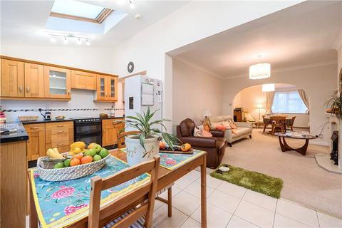 3 bedroom semi-detached house for sale, Avalon Road, Ealing