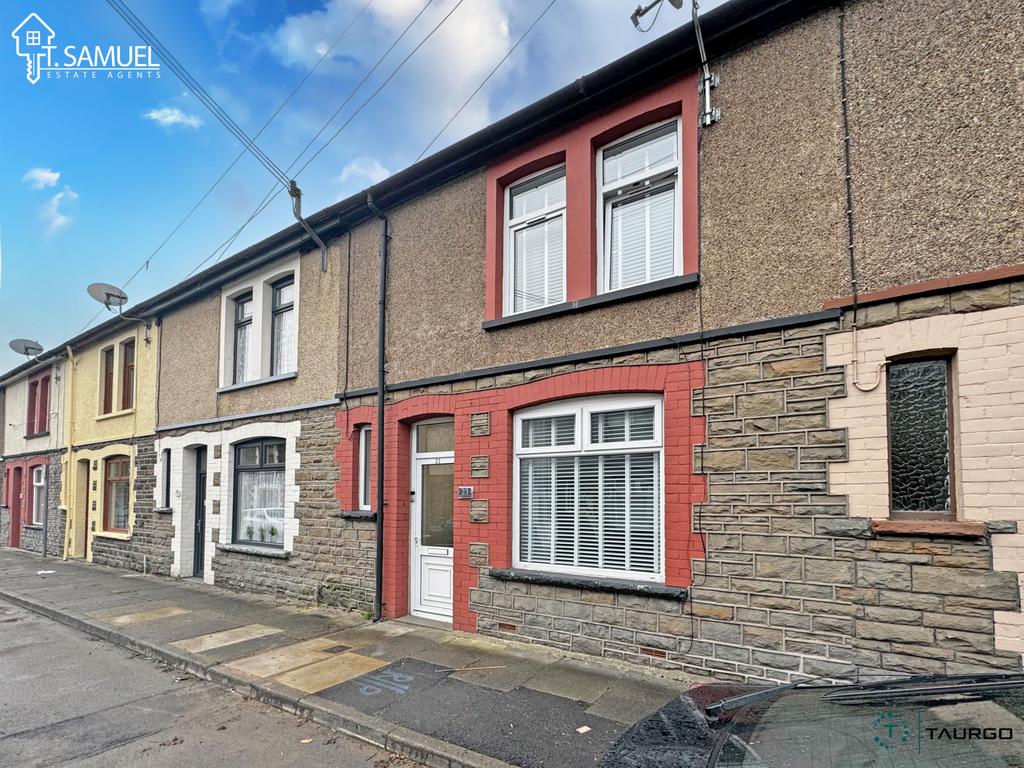 3 Bedroom Terraced for Sale