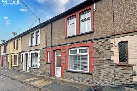 3 bedroom terraced house for sale, William Street, Abercynon, CF45 4RW