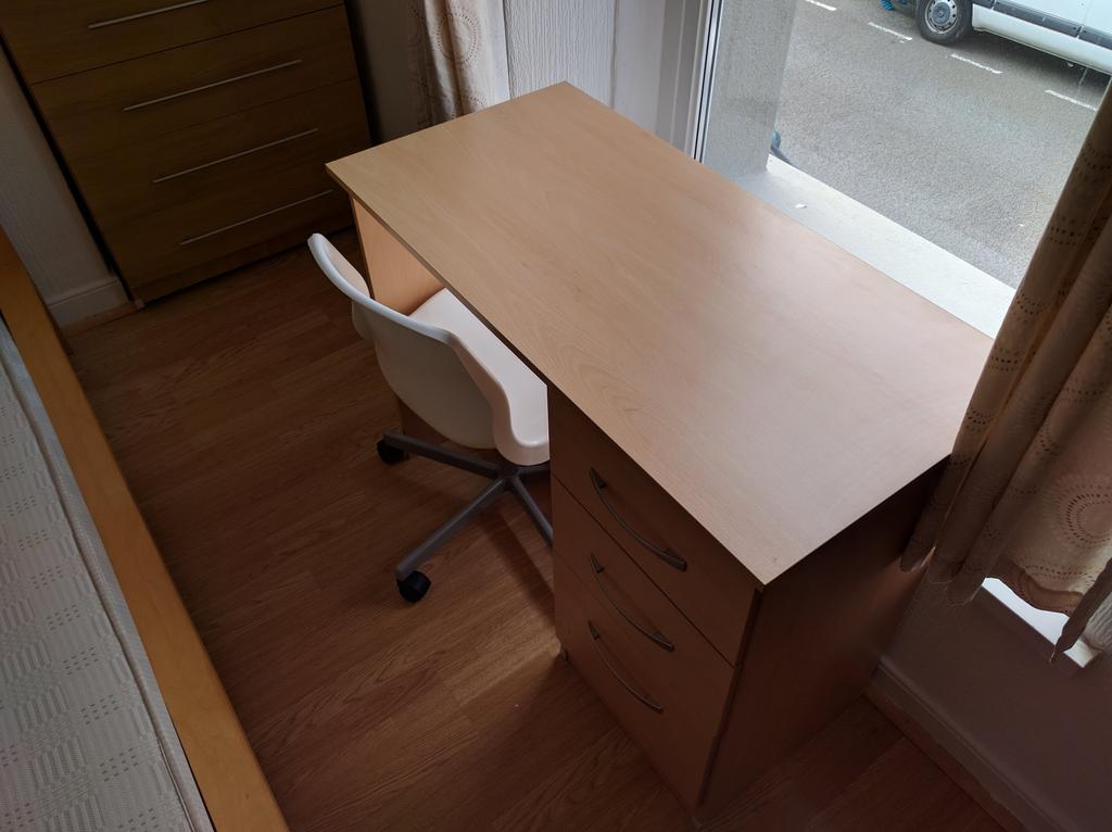 Bedroom Desk