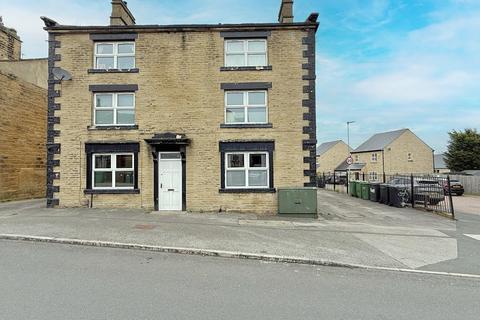 2 bedroom flat for sale, Fartown, Pudsey