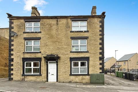 2 bedroom flat for sale, Fartown, Pudsey