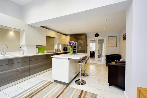 2 bedroom house for sale, Wisley Close, West Bridgford, Nottingham