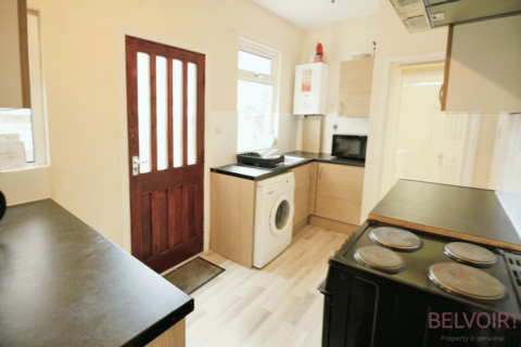 4 bedroom terraced house to rent, Shelton Street, Nottingham NG3